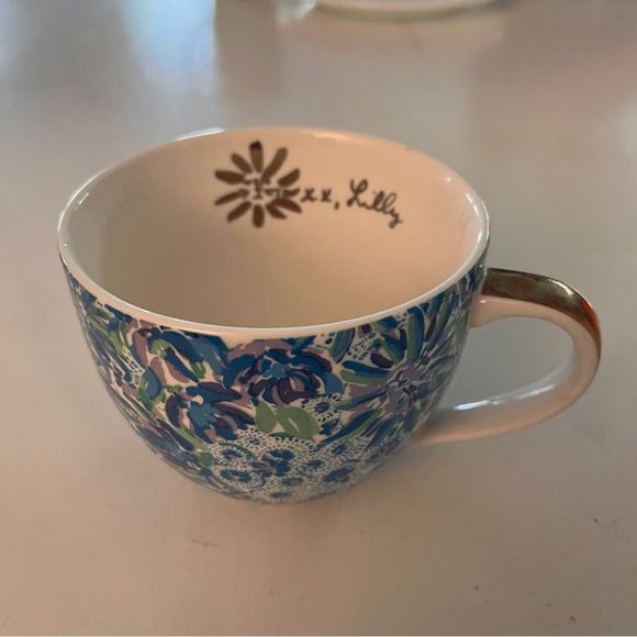 Lilly Pulitzer Gold Handle Blue Lilly Print Ceramic Mug - Picture 3 of 7